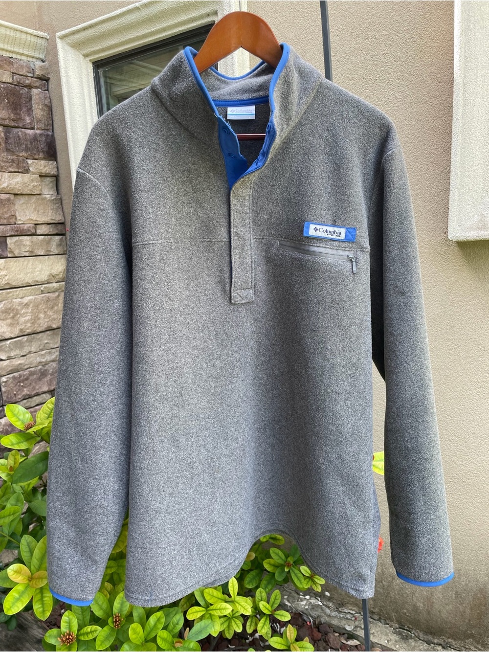 Columbia PFG gray fleece jacket